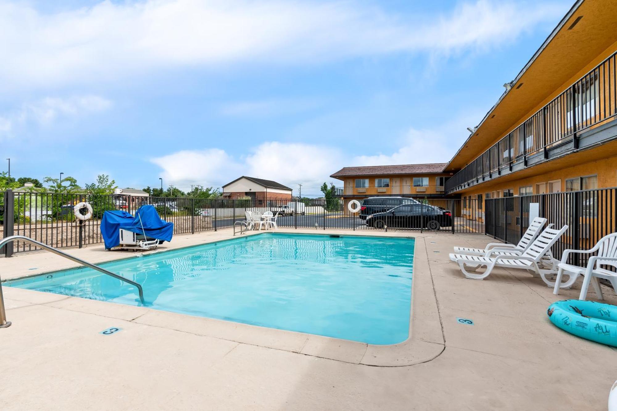 Americas Best Value Inn Stillwater Extérieur photo