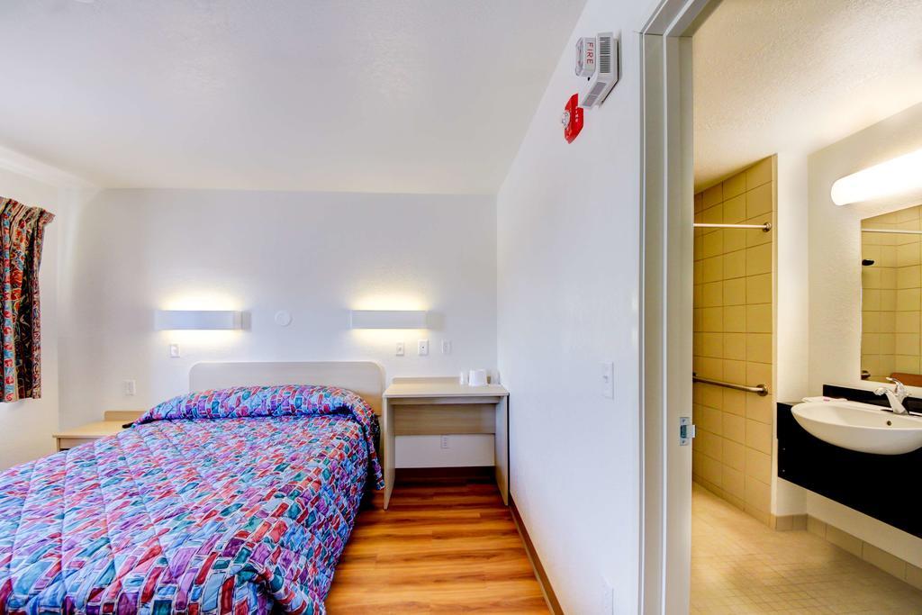 Americas Best Value Inn Stillwater Extérieur photo