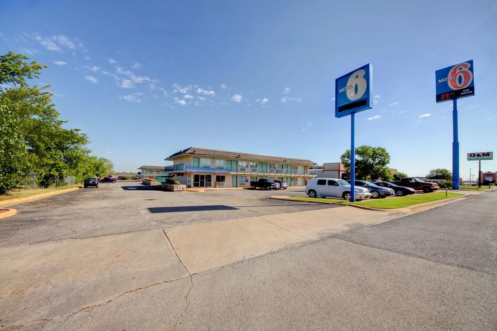 Americas Best Value Inn Stillwater Extérieur photo